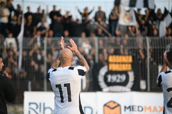 Nei click di Luca Perillo le immagini del match...